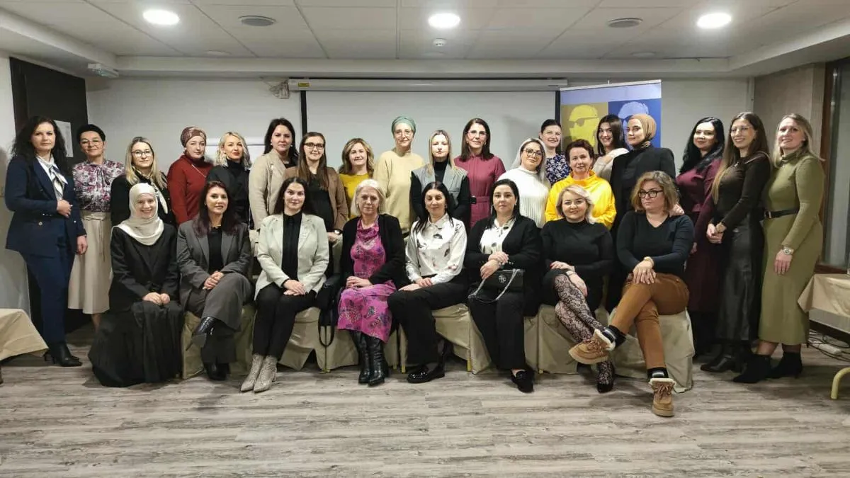 Ovom prilikom je zaključeno kako je jako bitna uloga žene u društveno političkom životu