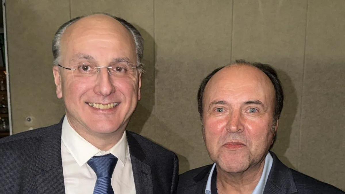 Tokom večeri govorio je uspješni bh. biznismen Suad Bešlić koji je dugo godina živio u Njemačkoj a onda se odlučio vratiti u BiH