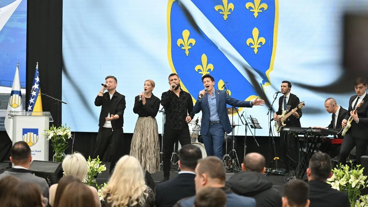 Učenici su satima uživali u raznovrsnom programu ispunjenom patriotskim pjesmama, emotivnim pričama i edukativnim historijskim sadržajima.