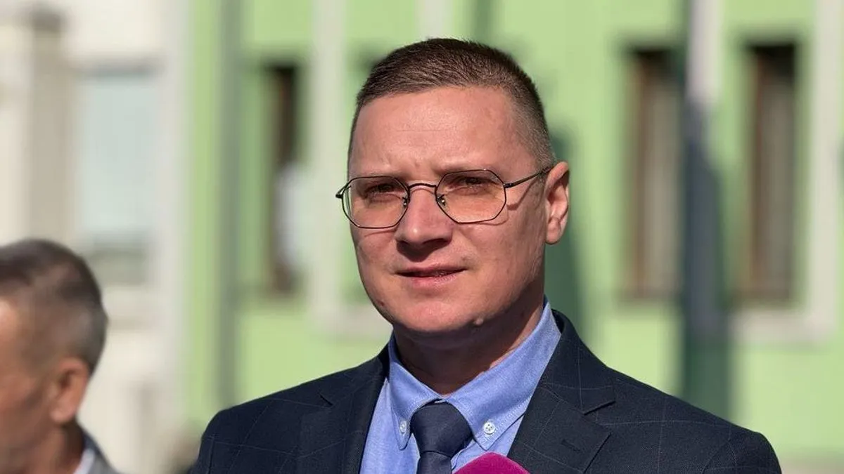 Podsjetimo da je osumnjičeni za ovo ubistvo Anis Kalajdžić iz Mostara, a trenutno nisu poznate dodatne zvanične informacije.