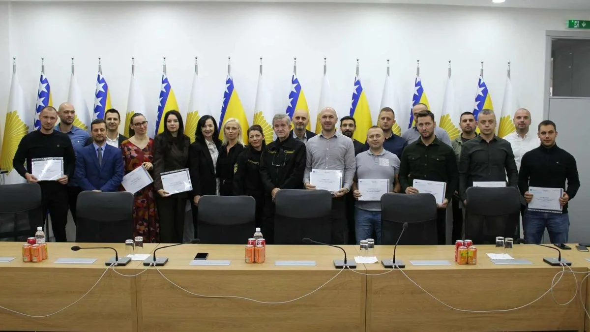 Predavači su bili predstavnici Federalne uprave policije koji su učesnicima prenijeli teorijska i praktična znanja