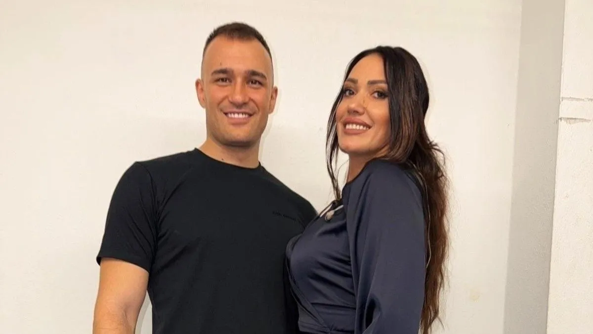 Na binu su tu večer igru pod nazivom ‘Sarajka djevojka’ donijeli članovi folklorne sekcije KUD’Mladi biseri’ iz Stuttgarta.