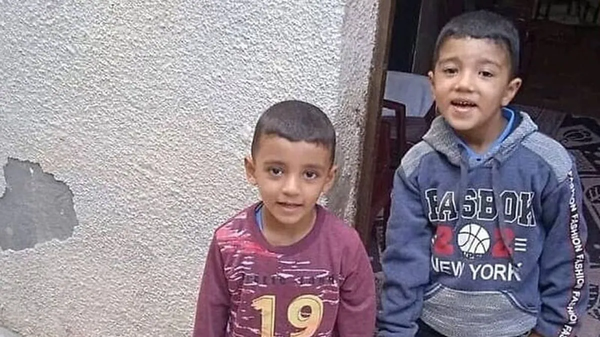 Od početka primirja dijelovi gdje se povukao IDF označavaju se Žutim linijama pomoću blokova i stubova