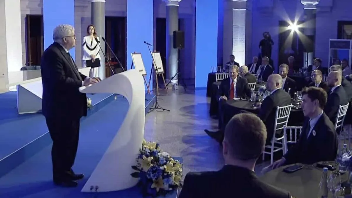 Prof. Pettigrew je istakao kako je duboko dirnut ovim priznanjem koje ga podsjeća na obavezu ulaganja napora u širenju svijesti o genocidu i drugim počinjenim ratnim zločinima 