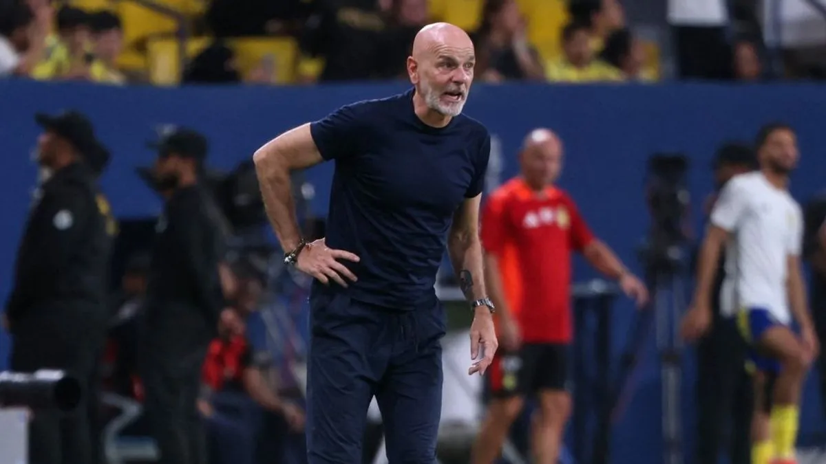 Fiorentina nije upisala niti jednu pobjedu te je s četiri remija i šest poraza na dnu tabele