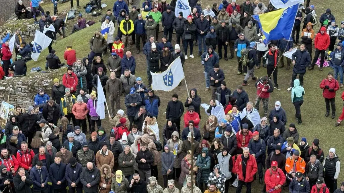 Pohod na Bobovac povodom Dana državnosti Bosne i Hercegovine
