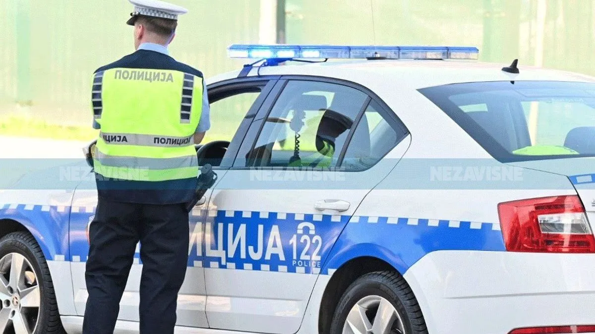 Prema dostupnim informacijama, Interpol vodi aktivnu potragu i za vozilom, zbog sumnje da je ukradeno na teritoriji Kraljevine Švedske.