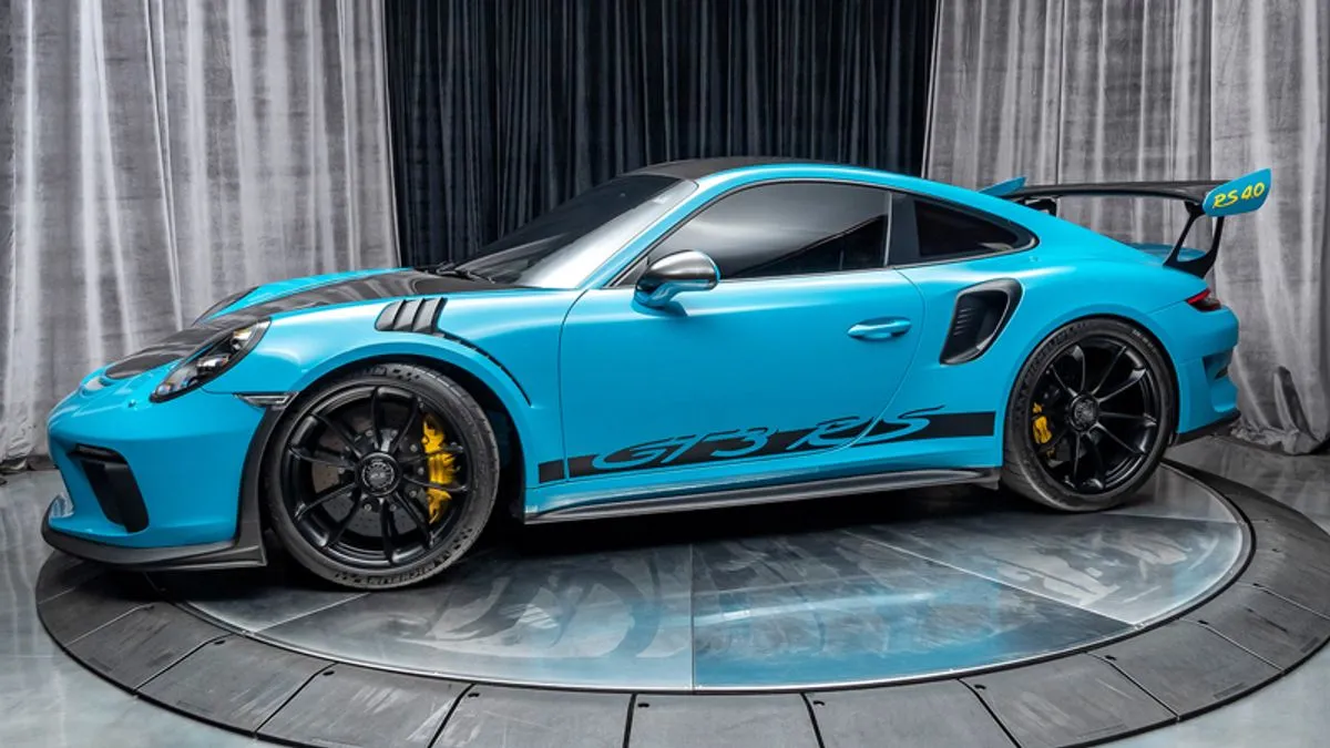 Zanimljivo, u ovih 80.033 vozila, samo su 194 električna automobila vrijedna oko 10 miliona KM