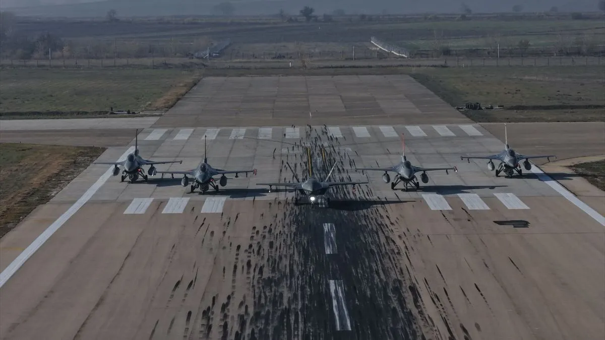 Prvi put u historiji turskog zrakoplovstva da je nacionalni avion ispalio domaću raketu zrak-zrak na zračni cilj