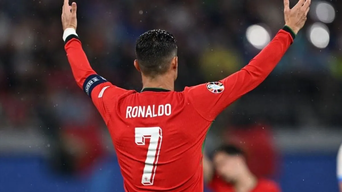  Portugalski napadač, je postigao preko 950 golova za klub i reprezentaciju