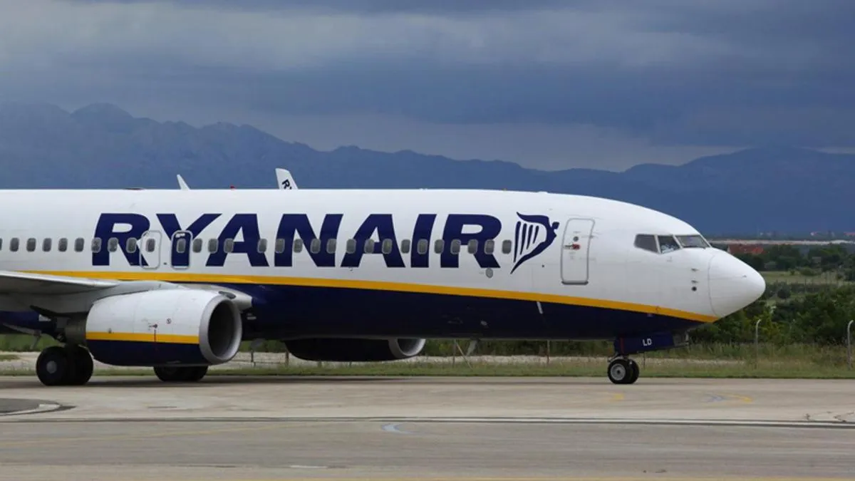 Putnici koji nemaju pametni telefon i dalje će moći putovati uz papirnu kartu, ali samo ako su se prethodno prijavili putem Ryanairove web stranice