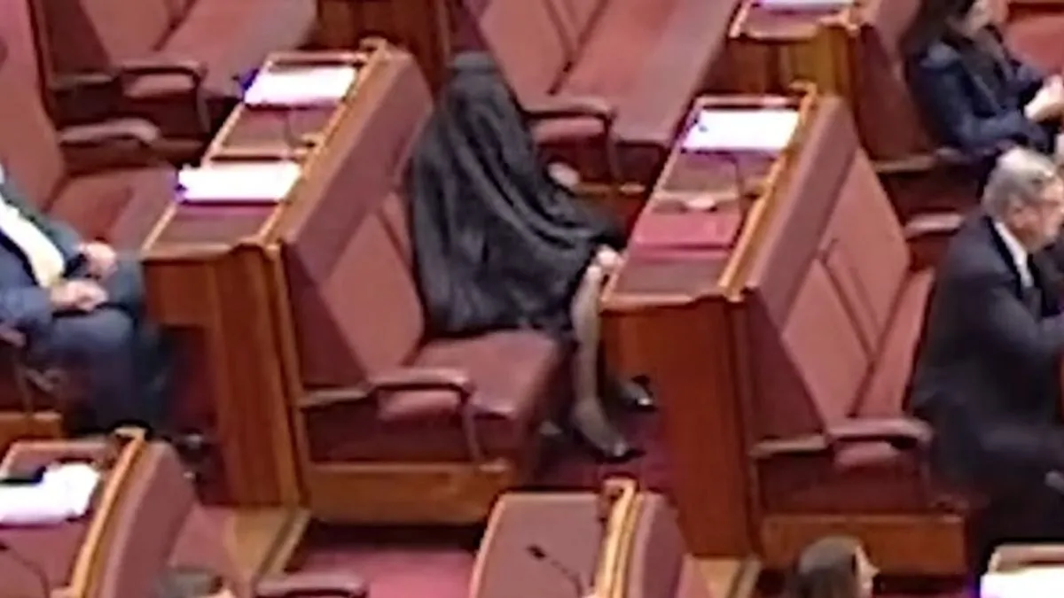 Pauline Hanson, senatorica iz Queenslanda, već decenijama je jedna od najkontroverznijih političkih figura u Australiji