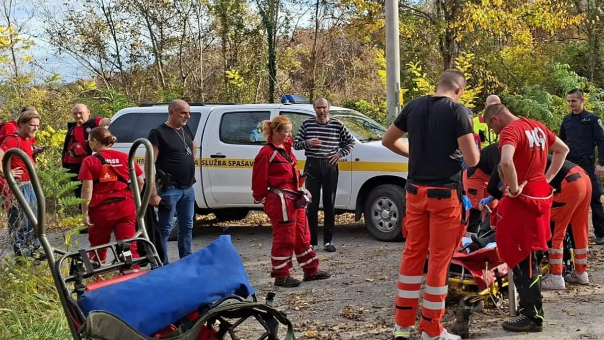 Dok su tragali za nestalom bakom, zaprimili su dojavu o unesrećenoj planinarki koja je povrijedila gležanj kod Sopotskog slapa
