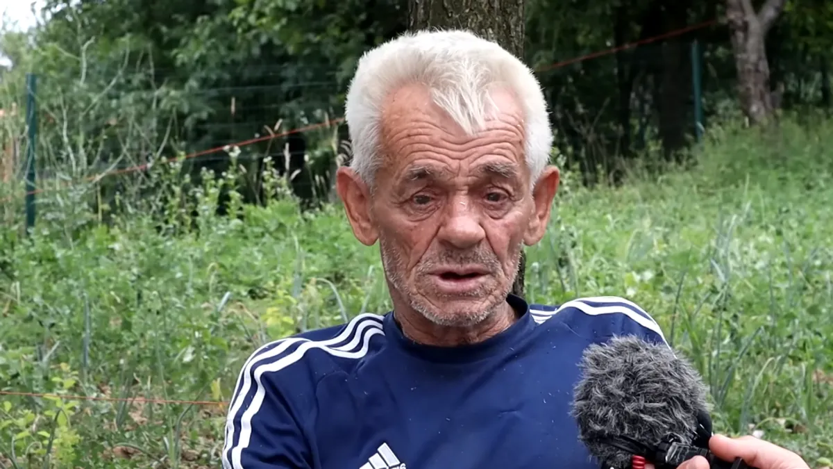 Sada već 25 godina živi sa četvrtom suprugom, s kojom ima dvoje djece.