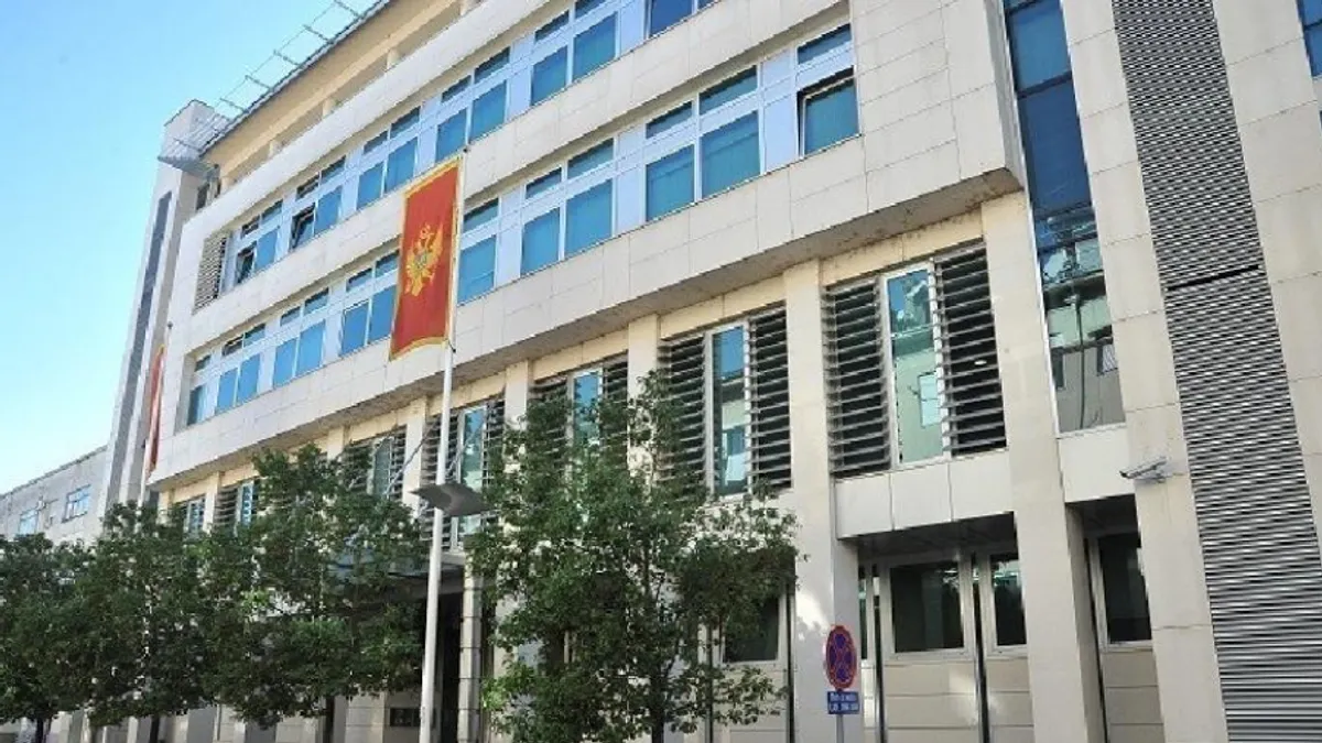 Prema njihovim riječima, Odluka je donijeta na osnovu pribavljenih saglasnosti većine članova