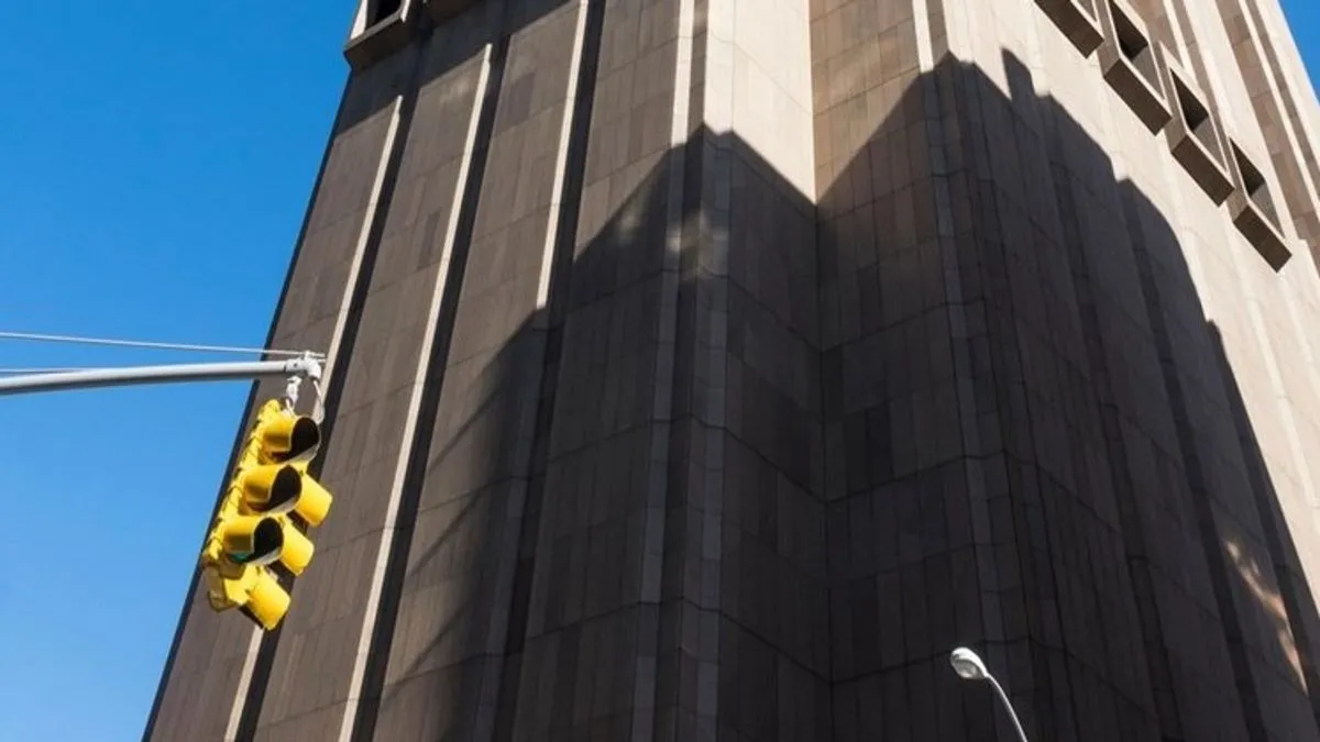 Misterij zgrade bez prozora u New Yorku: Čemu služi? 