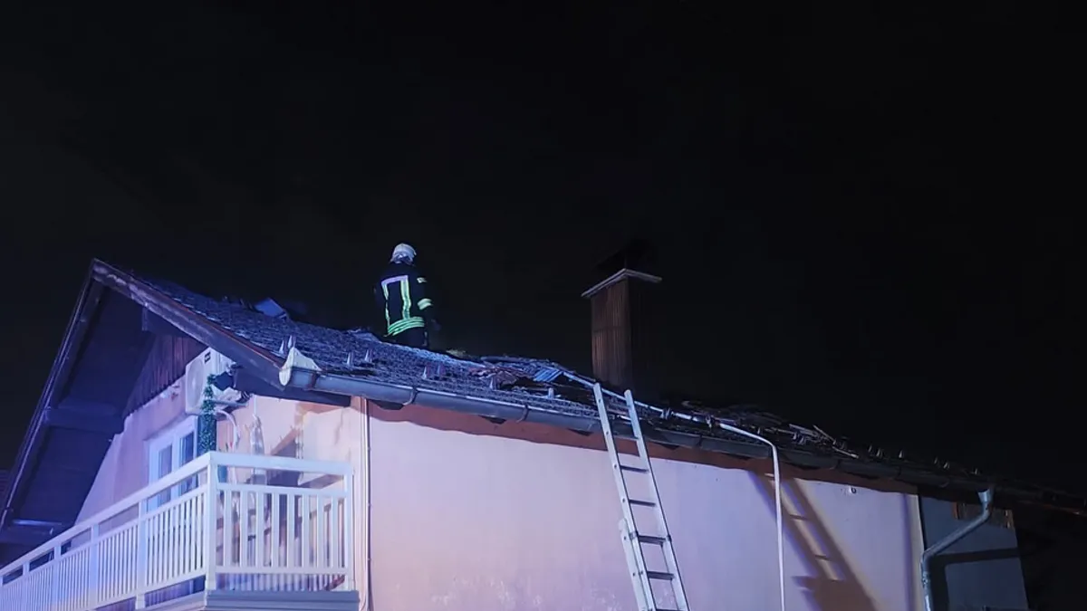 Požar u BiH: Gorjela porodična kuća