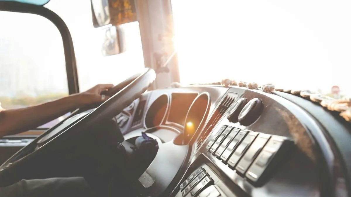 Zadržan je zbog postojanja osnovane sumnje da je izvršio krivično djelo Teško djelo protiv bezbjednosti javnog saobraćaja