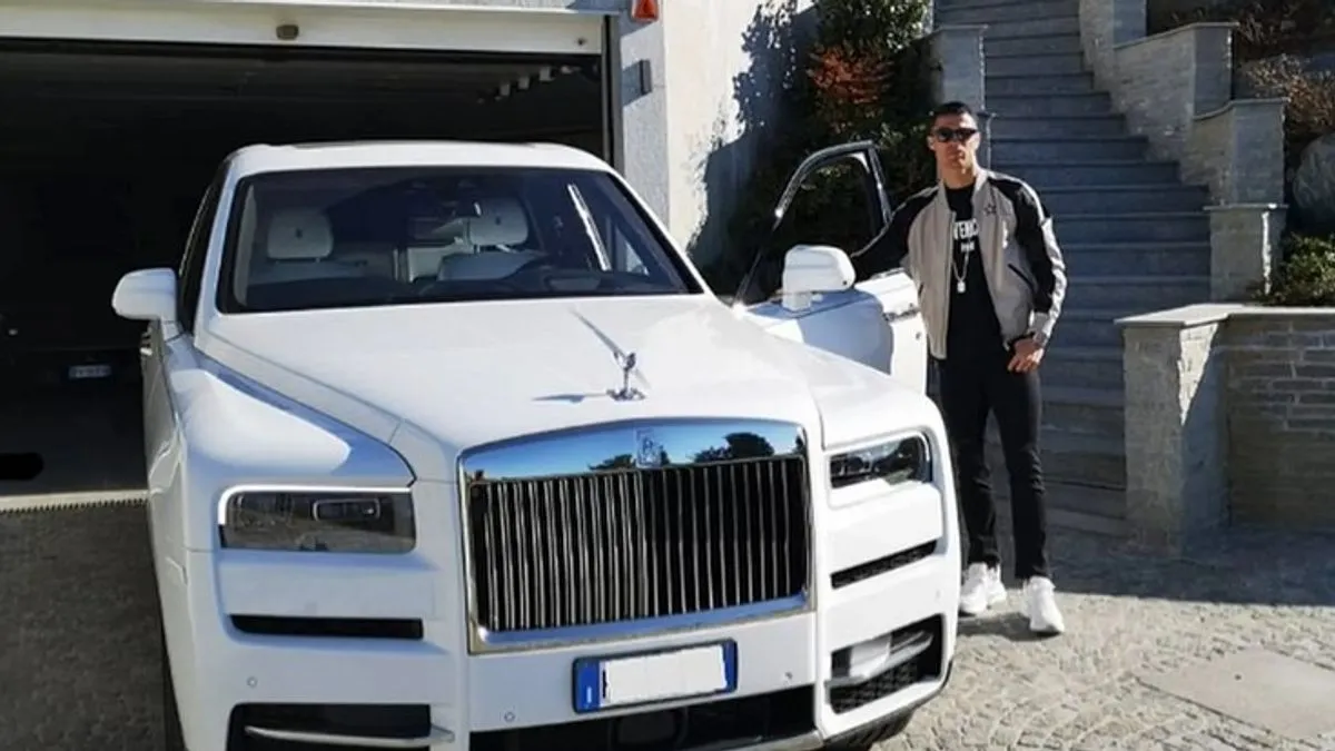 Zajedničko za gotovo sve njegove automobile jeste da su oni brzi i moćni te naravno skupi