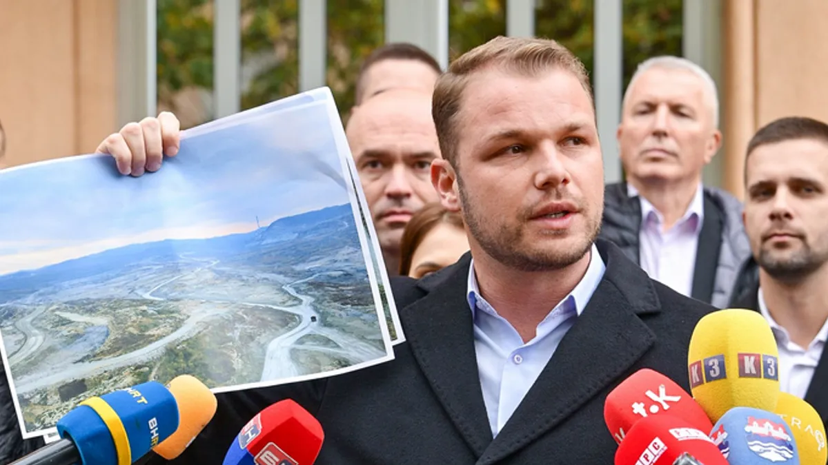 Suština ove afere nije samo u novcu, nego u planskoj i dogovorenoj prevari, naveo je