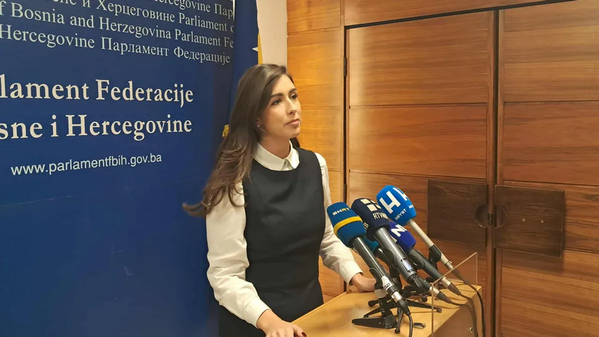 Ako ste pratili vidjeli ste da su i nadležni iz Autocesta potvrdili ova moja pitanja a očekujem i u narednom periodu da ću dobiti odgovore na ova pitanja pismeno.