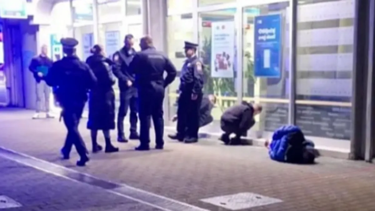 Sumnjivo ponašanje uhapšenog trojca na bankomatu primijetio je radnik obezbjeđenja