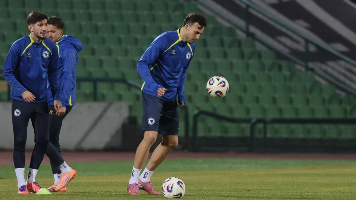 Fokus rada je na taktičkim detaljima i fizičkoj spremi pred predstojeće kvalifikacione utakmice