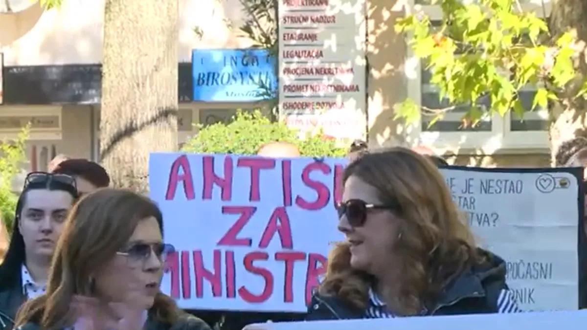 Resorni ministar poručuje kako je potrebno očuvati zdravstveni sistem te da zahtjev sindikata za povećanjem koeficijenata nije održiv