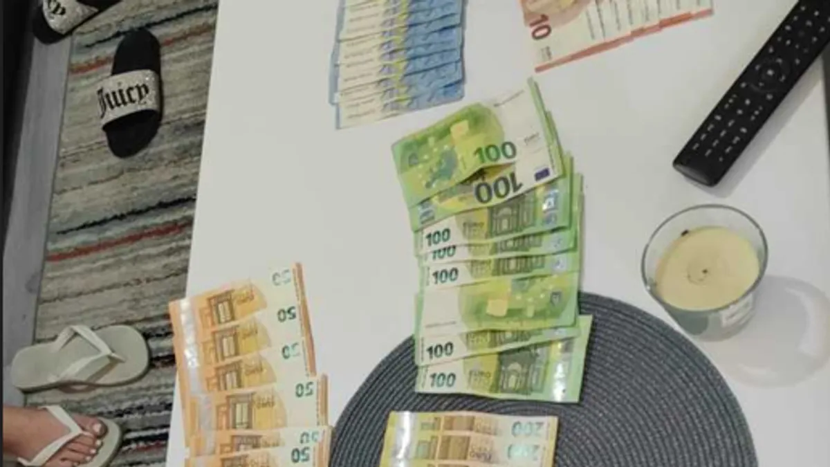 Navedene osobe stavljene su pod nadzor u Imigracioni centar, dodaju iz Službe za poslove sa strancima