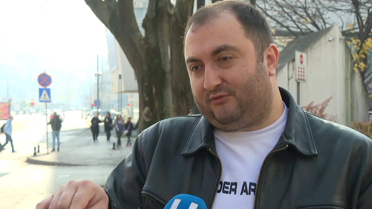 Nosila sam Irinu u rukama, spustila sam je na sekundu da stane na nogice i samo sam čula jedan tupi zvuk, kazala je Ćišić