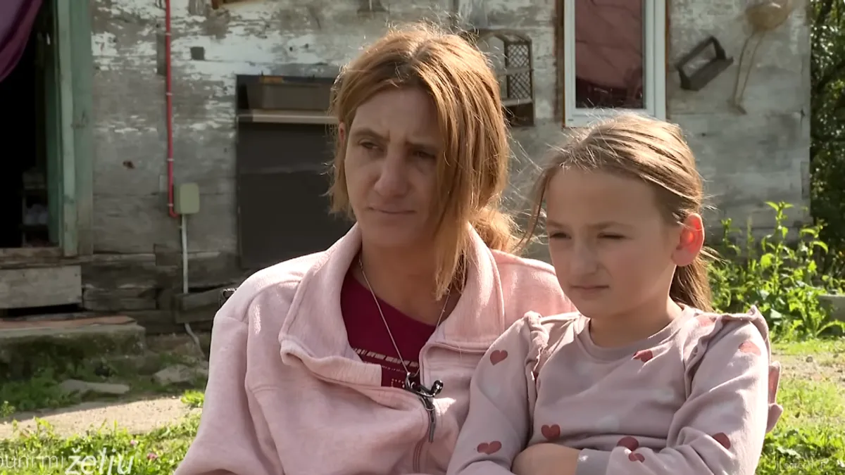 "Živimo tako kako živimo, kad imam, imam, kad nemam, one znaju, jedemo kljukušu skoro svakodnevno..."