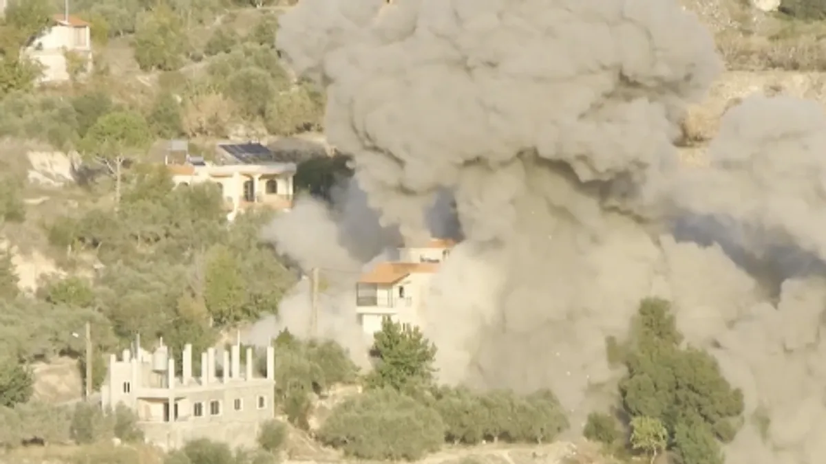 Prijavljeno je da su teški dronovi prelijetali područje dok je pokrenut udar upozorenja prema Shehouru bez žrtava