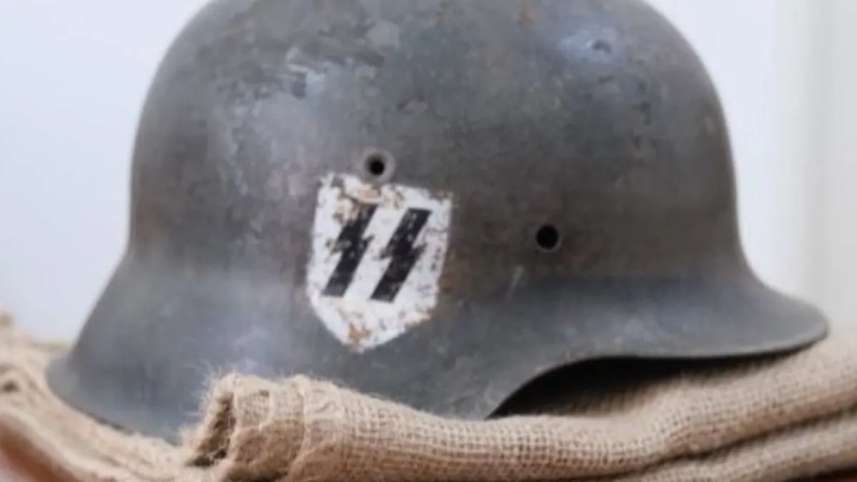 Sramotan potez: Staša Košarac poslao Christianu Schmidtu šljem nacističke vojske