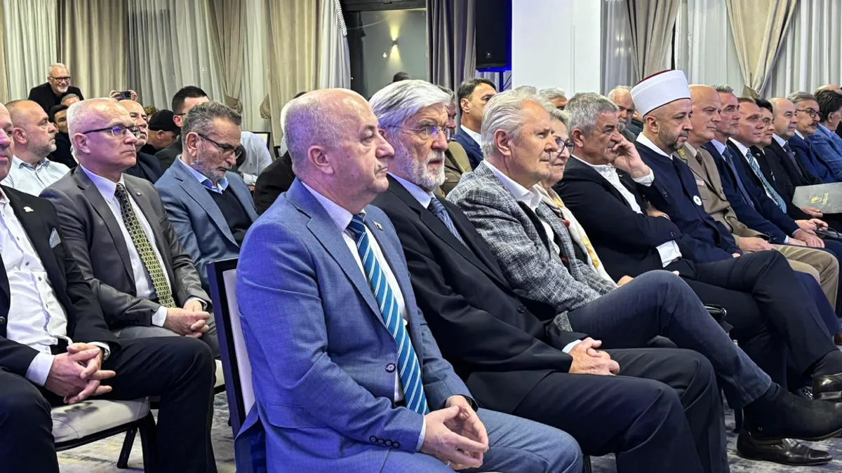 Elvir Švrakić, generalni direktor Hayat televizije koja je dobila zahvalnicu, poručio je kako je Udruženje generala BiH od velikog značaja za kulturu sjećanja i mlade generacije 