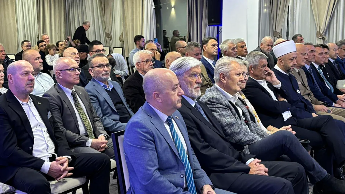 Elvir Švrakić, generalni direktor Hayat televizije koja je dobila zahvalnicu, poručio je kako je Udruženje generala BiH od velikog značaja za kulturu sjećanja i mlade generacije 