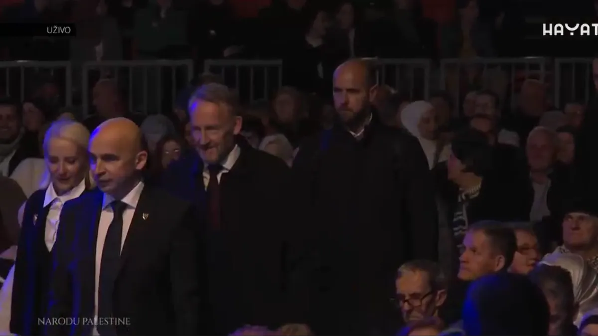 Genocid u Gazi je podijelio svijet na dvije sorte. Na one koji su uz silnike. Koji ih pravdaju, i na one koji su uz žrtve. Bosanci su bili na pravoj strani - rekao je Izetbegović.