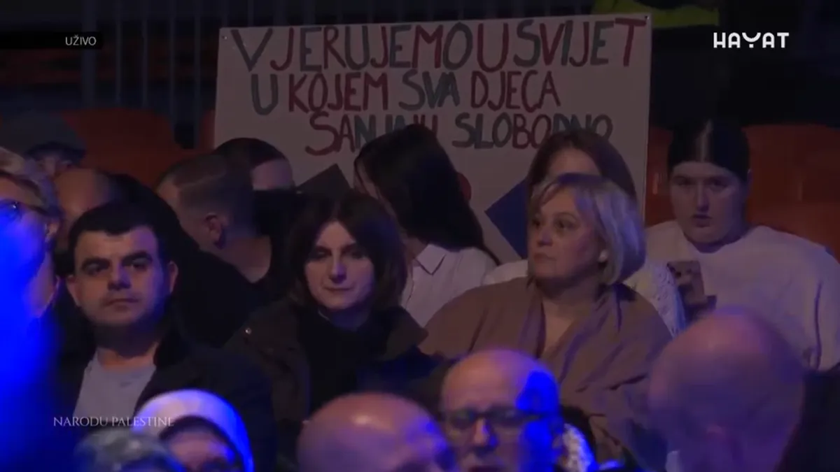 Genocid u Gazi je podijelio svijet na dvije sorte. Na one koji su uz silnike. Koji ih pravdaju, i na one koji su uz žrtve. Bosanci su bili na pravoj strani - rekao je Izetbegović.