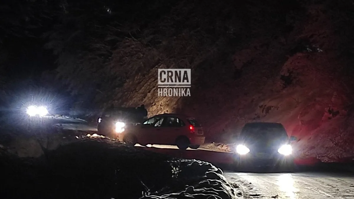 Haos na putu prema Ponijerima: Vozači blokirani ostali na ledu