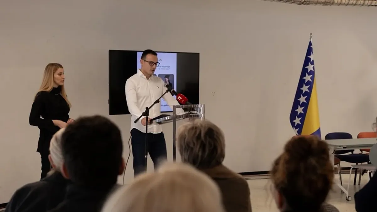 Ovo je prilika da nastavimo dodjeljivanje stipendija i da sačuvamo sjećanje na naše kolegice, kazao Ećo