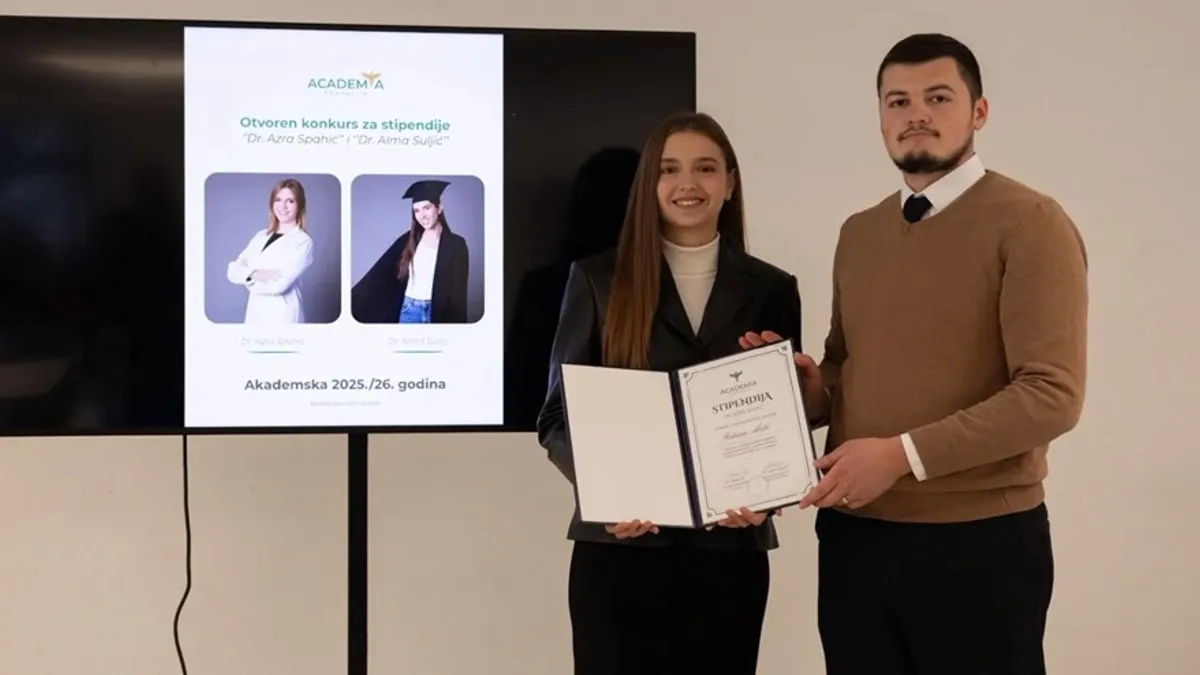 Ovo je prilika da nastavimo dodjeljivanje stipendija i da sačuvamo sjećanje na naše kolegice, kazao Ećo