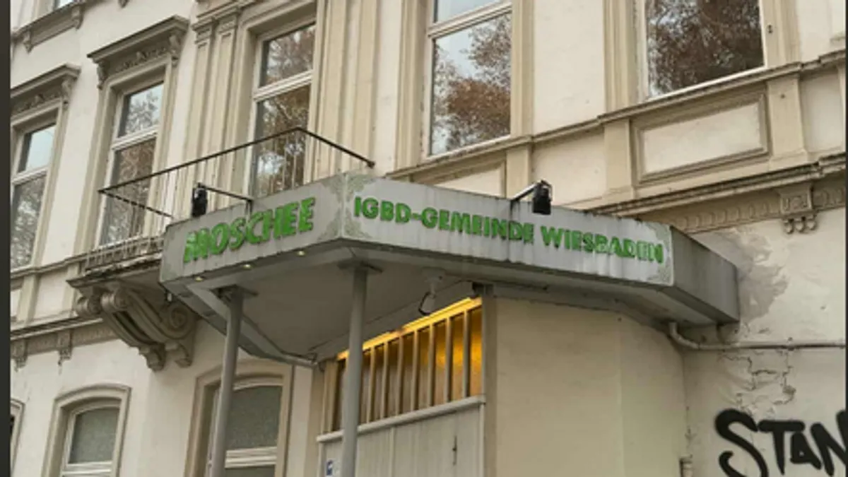 Efendija Džinić je tokom susreta uputio iskrenu zahvalnost Švrakiću i Hayatu, naglašavajući naš  ključni doprinos u afirmaciji svega što je bosanskohercegovačko