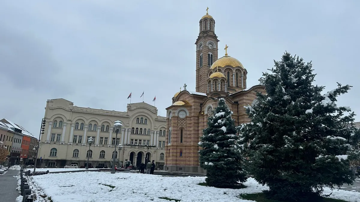 Prema informacijama dostavljenim od Općinske izborne komisije Kneževo biračko mjesto 068B005 Korićani nije otvoreno, saopćeno je iz CIK-a