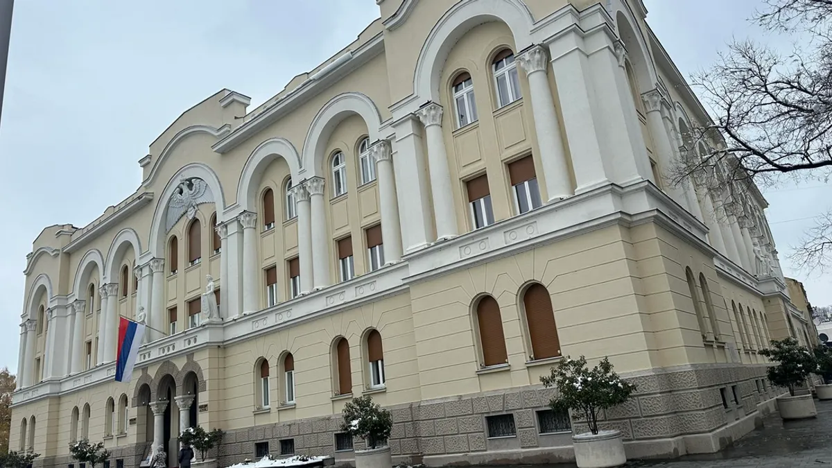 Prema informacijama dostavljenim od Općinske izborne komisije Kneževo biračko mjesto 068B005 Korićani nije otvoreno, saopćeno je iz CIK-a