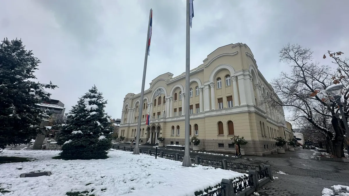 Slaba izlaznost do 11 sati: Ekipa Hayata u Banjoj Luci, evo kako protiče glasanje