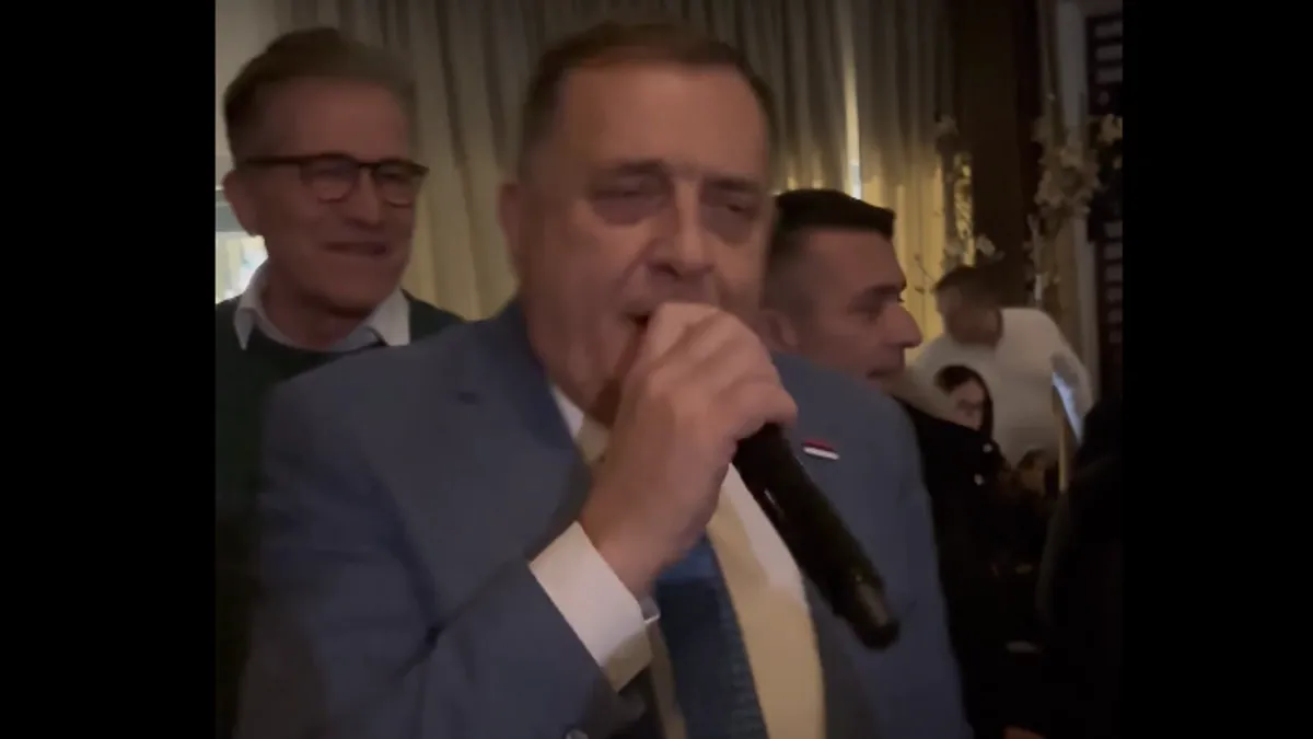 Prema preliminarnim podacima, Karan je pobijedio sa tri procenta glasova više u odnosu na najvećeg protivkandidata, Branka Blanušu iz SDS-a