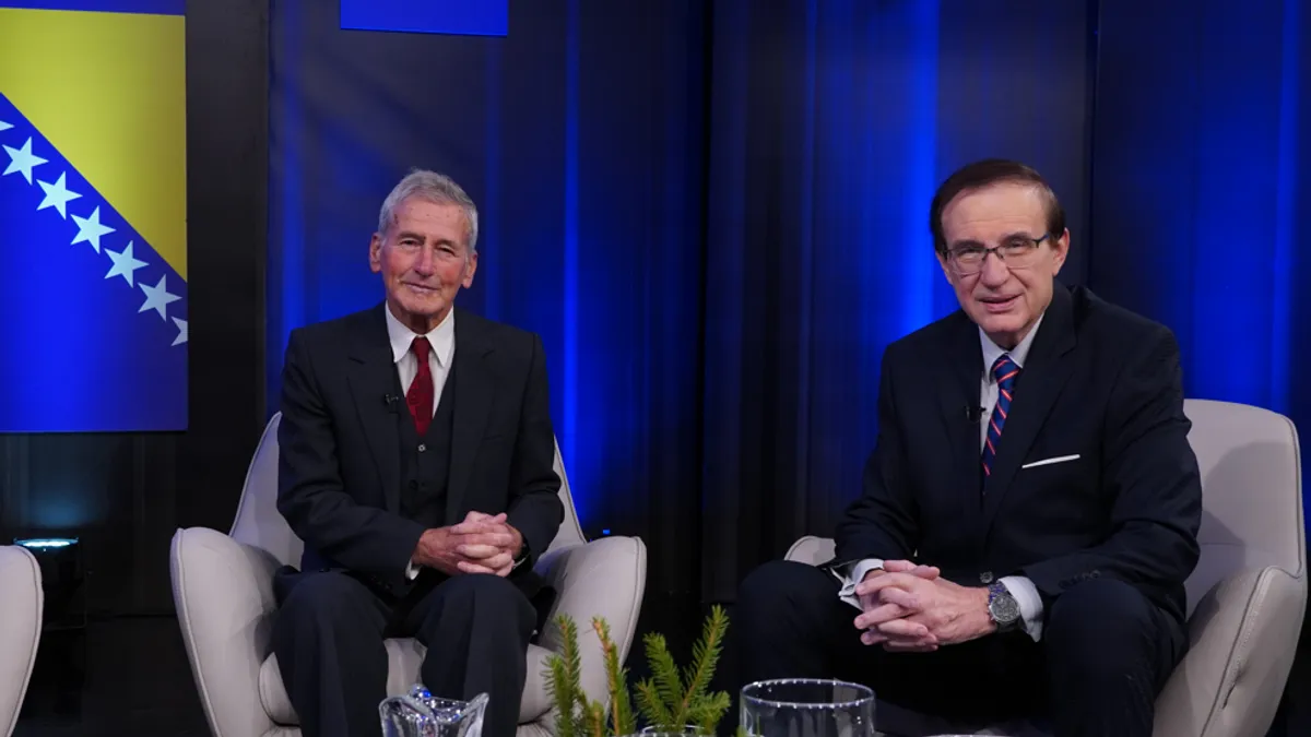 Narod je prošao kroz vihore historije i ipak ostao na svom prostoru. Zato je ovaj dan veličanstven 