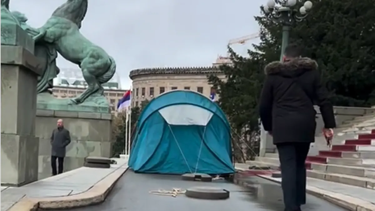 Incident je snimljen i brzo se proširio društvenim mrežama.