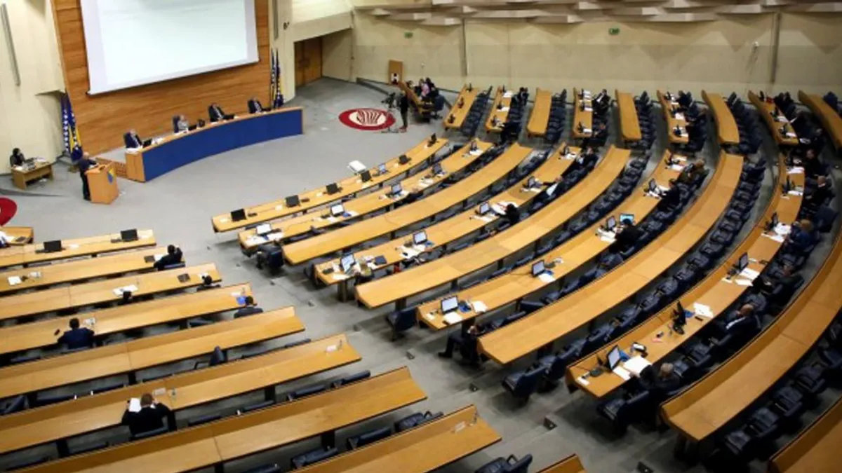 Zbog posebne sjednice oba doma PSBiH, zasjedanje Zastupničkog doma je pomjereno