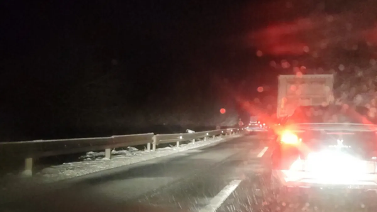 U nesreći su učestvovali teretno i putničko vozilo, kazao nam je Hodžić