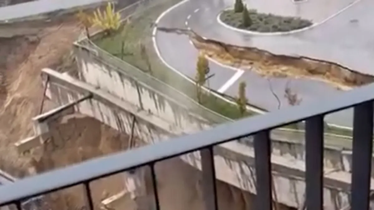 Strašni snimci: Obrušili se put i potporni zid, teren i dalje nestabilan